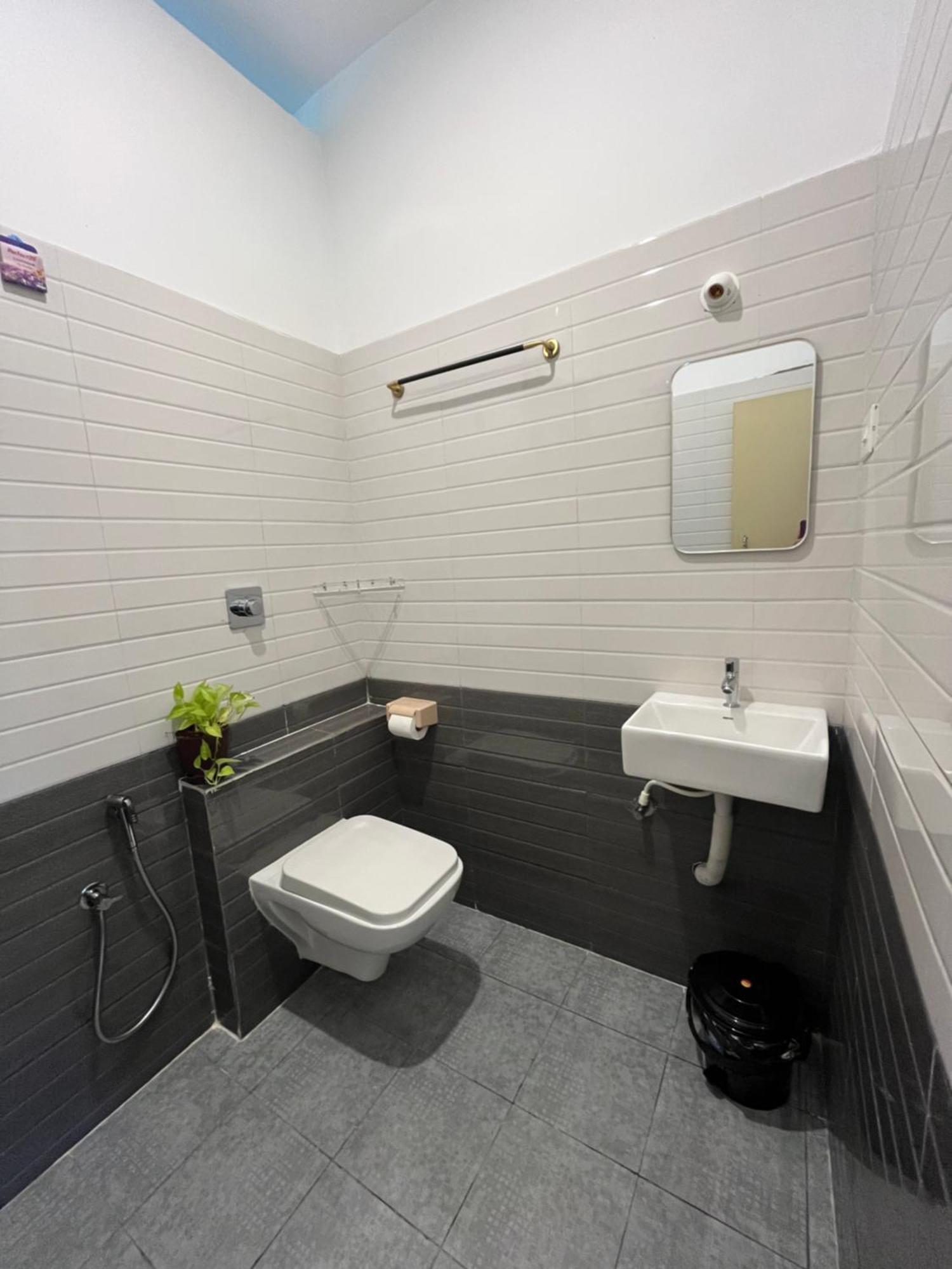 Villupuram Aurobliss Homestay מראה חיצוני תמונה